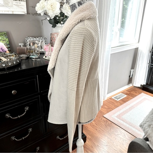Chelsea & Theodore Oyster Faux Suede Sherpa Open Front Cardigan Sweater M - Picture 7 of 16